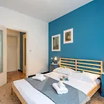 Beautiful Flat In - Happy
